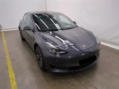 Tesla Model 3 2024 - 35900 EUR, 34700 km - foto 3 de 13