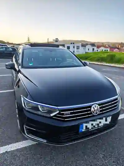 Volkswagen Passat Variant 2015 - 15500 EUR, 166000 km - 166000km - foto 1 de 12