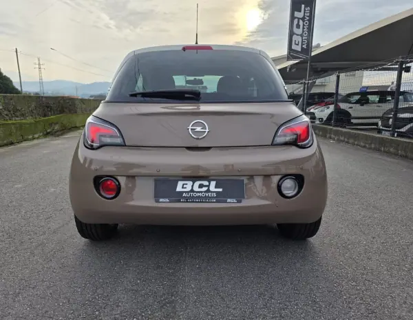 Opel Adam 2014 - 9990 EUR, 122000 km - AUTO.MOTO.pt - 122000km - foto 6 de 26