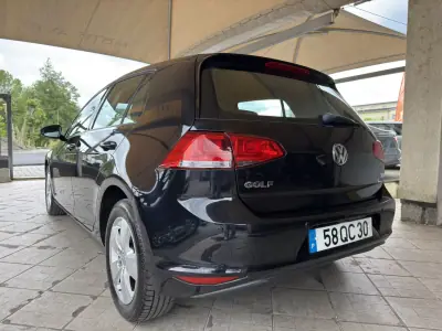 Volkswagen Golf 2015 - 12500 EUR, 195718 km - AUTO.MOTO.pt - 195718km - foto 5 de 27