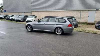 BMW 320 2010 - 12890 EUR, 157813 km - AUTO.MOTO.pt - 157813km - foto 23 de 41