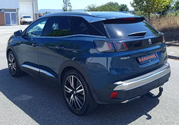 Peugeot 3008 2023 - 23490 EUR, 87200 km - AUTO.MOTO.pt - 87200km - foto 7 de 21