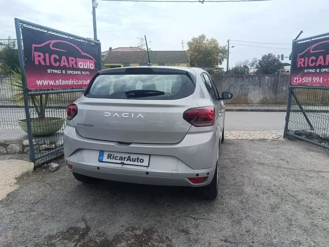 Dacia Sandero 2023 - 14900 EUR, 64868 km - 64868km - foto 17 de 31