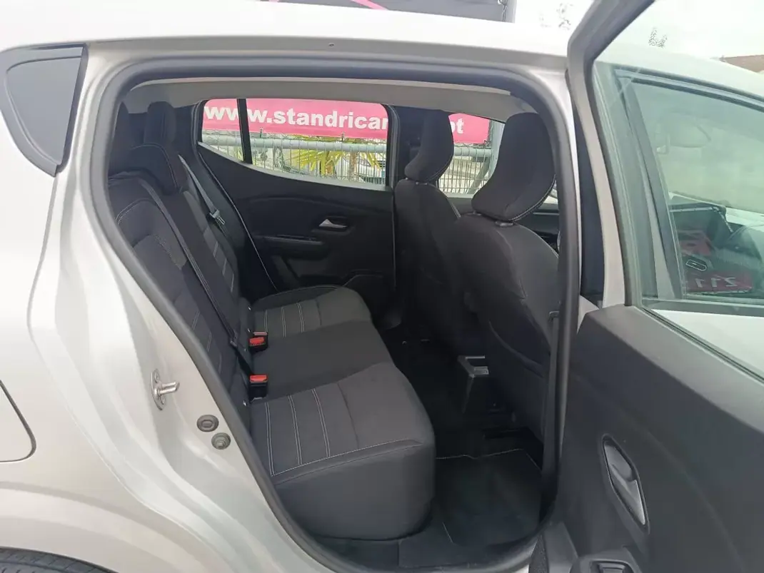 Dacia Sandero 2023 - 14900 EUR, 64868 km - 64868km - foto 25 de 31