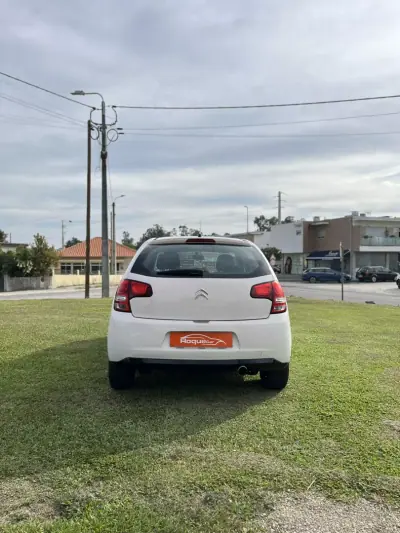 Citroën C3 2011 - 6300 EUR, 261600 km - AUTO.MOTO.pt - 261600km - foto 5 de 7