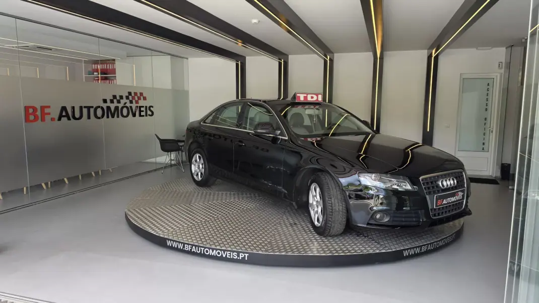 Audi A4 2008 - 9750 EUR, 235508 km - AUTO.MOTO.pt - 235508km - foto 5 de 51
