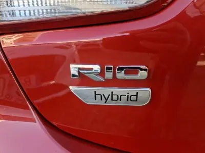 Kia Rio 2021 - 15500 EUR, 70500 km - AUTO.MOTO.pt - 70500km - foto 35 de 38