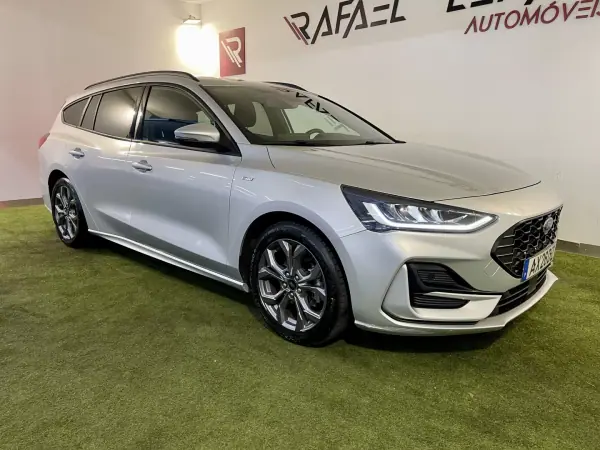 Ford Focus SW 2023 - 19450 EUR, 88000 km - AUTO.MOTO.pt - 88000km - foto 12 de 33