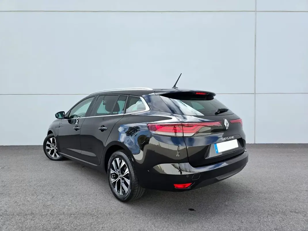 Renault Mégane 2021 - 15400 EUR, 63000 km - 63000km - foto 6 de 30