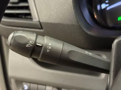 Opel COMBO 2020 - 15500 EUR, 150000 km - AUTO.MOTO.pt - 150000km - foto 7 de 16