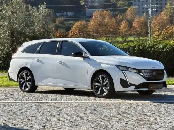 Peugeot 308 SW 2022 - 20999 EUR, 149350 km - AUTO.MOTO.pt - 149350km - foto 8 de 37