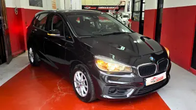 BMW 216 Active Tourer 2016 - 14350 EUR, 164784 km - AUTO.MOTO.pt - 164784km - foto 2 de 71