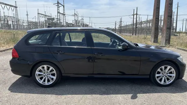 BMW 316 2010 - 7950 EUR, 250000 km - AUTO.MOTO.pt - 250000km - foto 4 de 20
