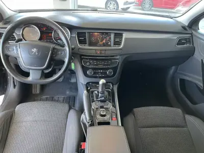 Peugeot 508 SW 2012 - 12900 EUR, 133070 km - AUTO.MOTO.pt - 133070km - foto 14 de 19