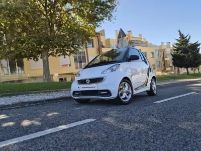 Smart Fortwo Cabrio 2014 - 7990 EUR, 80000 km - AUTO.MOTO.pt - 80000km - foto 14 de 20