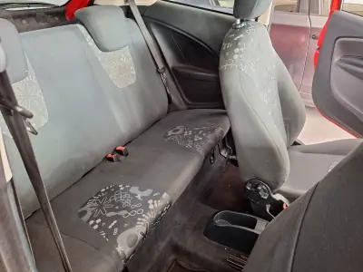 Ford KA 2014 - 5900 EUR, 163414 km - AUTO.MOTO.pt - 163414km - foto 4 de 12