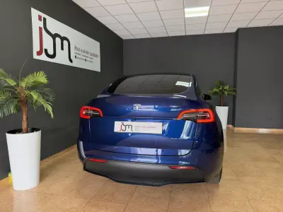 Tesla Model Y 2022 - 37990 EUR, 52574 km - AUTO.MOTO.pt - 52574km - foto 5 de 15