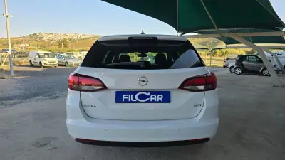 Opel Astra Sports Tourer 2017 - 11800 EUR, 141359 km - 141359km - foto 7 de 21