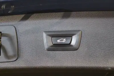 BMW 218 Active Tourer 2015 - 18250 EUR, 66000 km - AUTO.MOTO.pt - 66000km - foto 21 de 30