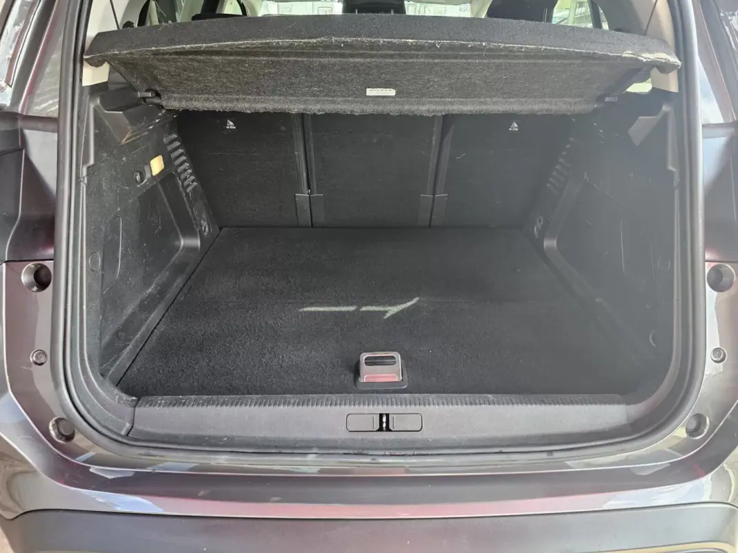 Citroën C5 Aircross 2021 - 17999 EUR, 117000 km - AUTO.MOTO.pt - 117000km - foto 18 de 19