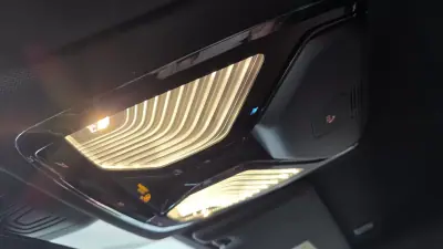 BMW i4 2022 - 55900 EUR, 33929 km - AUTO.MOTO.pt - 33929km - foto 52 de 65