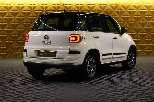 Fiat 500L 2019 - 10890 EUR, 120000 km - AUTO.MOTO.pt - 120000km - foto 8 de 25