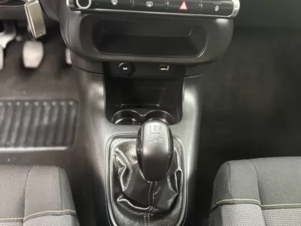 Citroën C3 2019 - 9900 EUR, 170000 km - 170000km - foto 15 de 18
