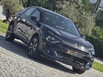 Citroën e-C4 2021 - 16990 EUR, 68500 km - AUTO.MOTO.pt - 68500km - foto 8 de 24