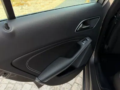 Mercedes-Benz A 180 2014 - 16500 EUR, 149990 km - 149990km - foto 27 de 34