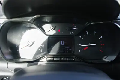 Citroën C3 2019 - 13900 EUR, 38919 km - AUTO.MOTO.pt - 38919km - foto 27 de 33