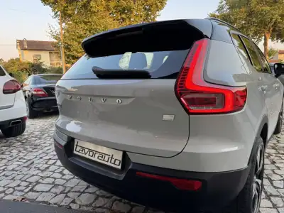 Volvo XC 40 2021 - 31500 EUR, 77000 km - AUTO.MOTO.pt - 77000km - foto 28 de 47