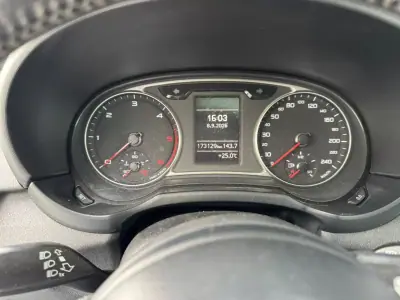 Audi A1 2011 - 9900 EUR, 184000 km - 184000km - foto 7 de 7