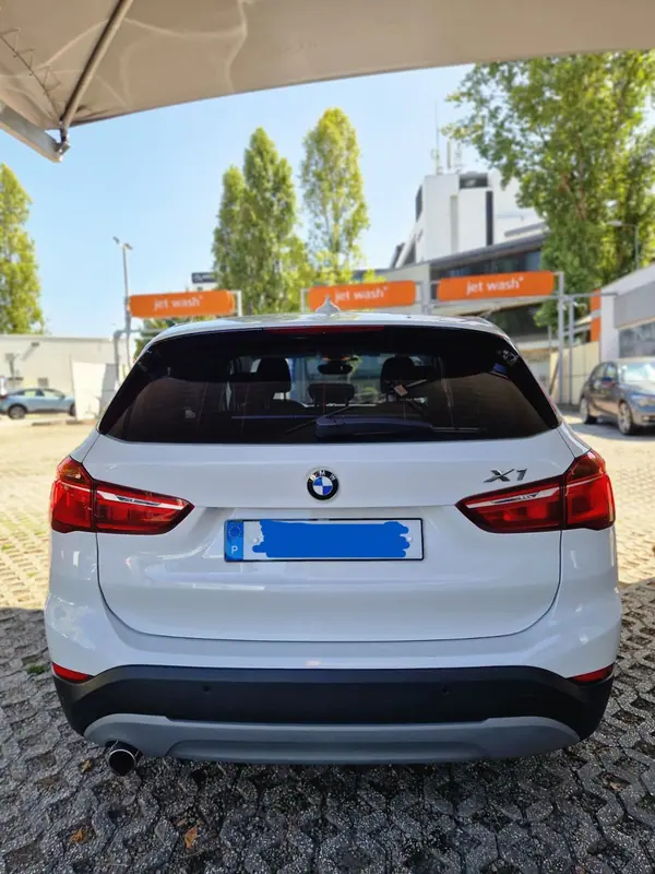 BMW X1 2017 - 17500 EUR, 150000 km - 150000km - foto 9 de 12
