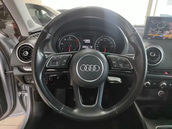 Audi A3 Sportback 2018 - 15500 EUR, 170000 km - 170000km - foto 25 de 36