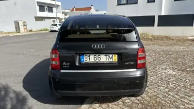 Audi A2 2002 - 3250 EUR, 380000 km - AUTO.MOTO.pt - 380000km - foto 6 de 10