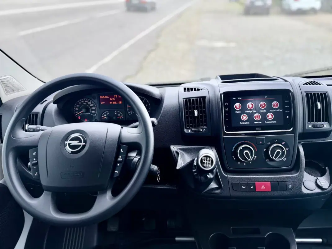 Opel 2023 - 28450 EUR, 75000 km - AUTO.MOTO.pt - 75000km - foto 10 de 20