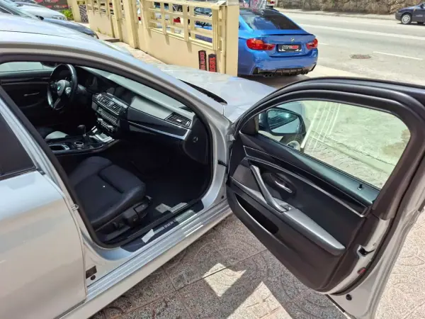 BMW 530e 2010 - 13500 EUR, 335567 km - AUTO.MOTO.pt - 335567km - foto 20 de 27