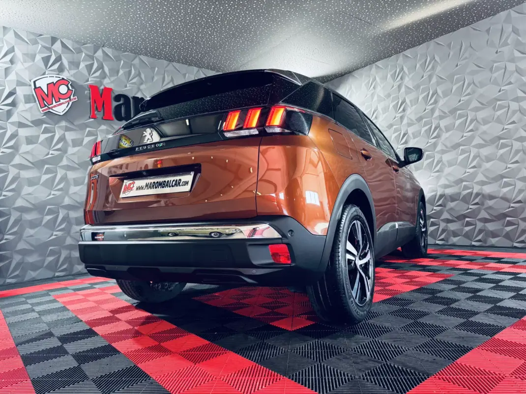 Peugeot 3008 2018 - 15750 EUR, 113812 km - 113812km - foto 9 de 43