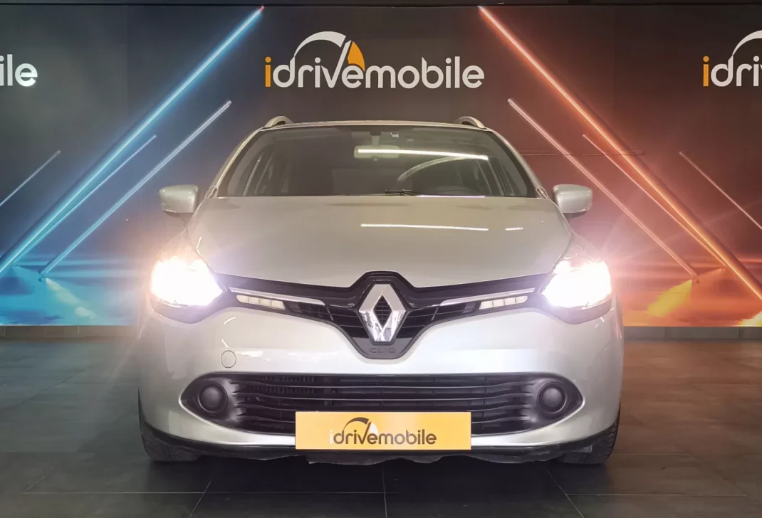 Renault Clio Break 2012 - 7500 EUR, 243550 km - AUTO.MOTO.pt - 243550km - foto 4 de 27