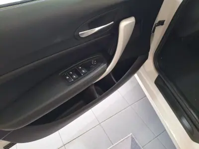 BMW 116 2017 - 16999 EUR, 108000 km - AUTO.MOTO.pt - 108000km - foto 8 de 16