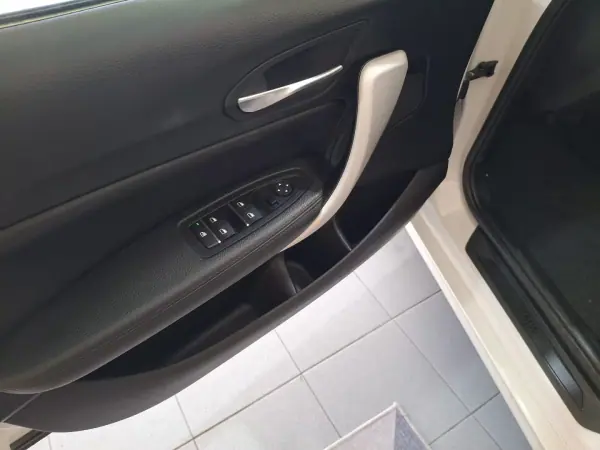 BMW 116 2017 - 16999 EUR, 108000 km - AUTO.MOTO.pt - 108000km - foto 8 de 16