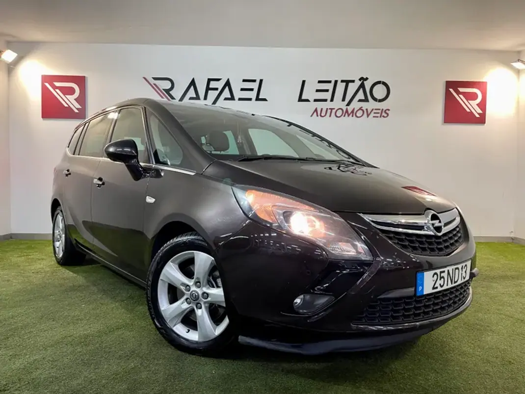 Opel Zafira 2012 - 9750 EUR, 227000 km - AUTO.MOTO.pt - 227000km - foto 6 de 31