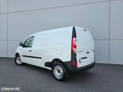 Renault 2021 - 12990 EUR, 90000 km - AUTO.MOTO.pt - 90000km - foto 21 de 25