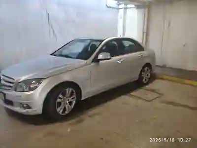 Mercedes-Benz C 220 2008 - 12500 EUR, 110000 km - AUTO.MOTO.pt - 110000km - foto 4 de 5