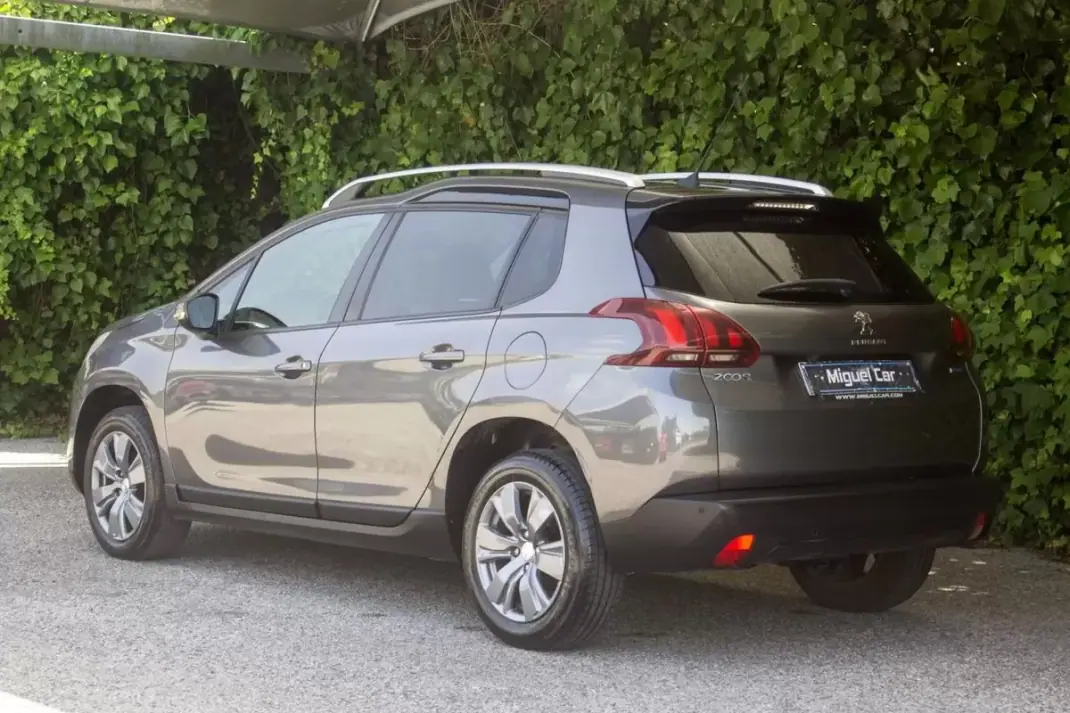Peugeot 2008 2016 - 10500 EUR, 156000 km - 156000km - foto 2 de 18