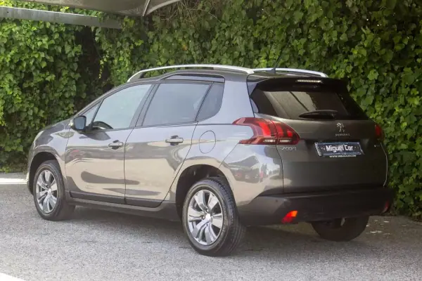 Peugeot 2008 2016 - 10500 EUR, 156000 km - AUTO.MOTO.pt - 156000km - foto 2 de 18