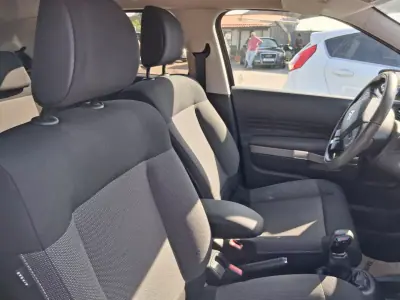 Citroën C4 Cactus 2017 - 8950 EUR, 120000 km - AUTO.MOTO.pt - 120000km - foto 10 de 15