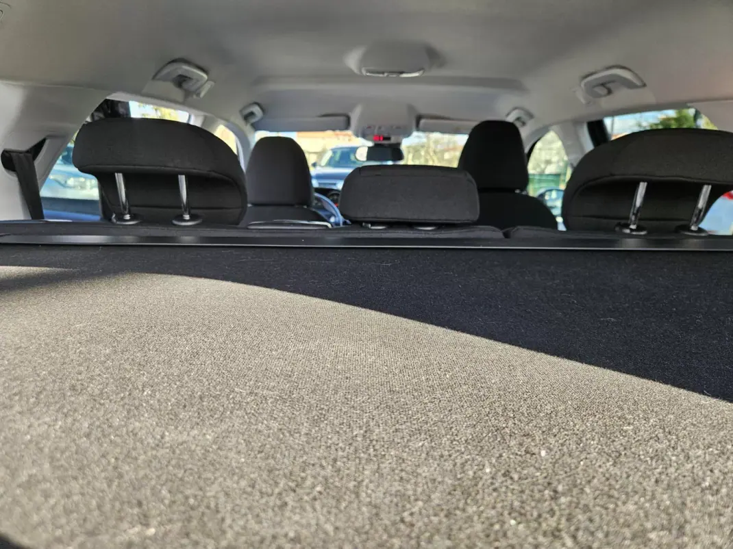 Peugeot 308 SW 2019 - 13800 EUR, 77780 km - AUTO.MOTO.pt - 77780km - foto 35 de 44