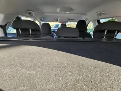 Peugeot 308 SW 2019 - 13800 EUR, 77780 km - AUTO.MOTO.pt - 77780km - foto 35 de 44