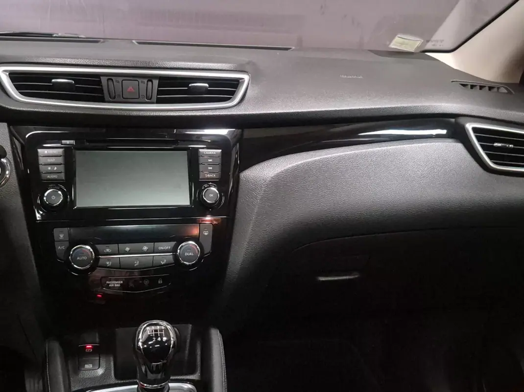 Nissan Qashqai 2020 - 17970 EUR, 92233 km - AUTO.MOTO.pt - 92233km - foto 10 de 30